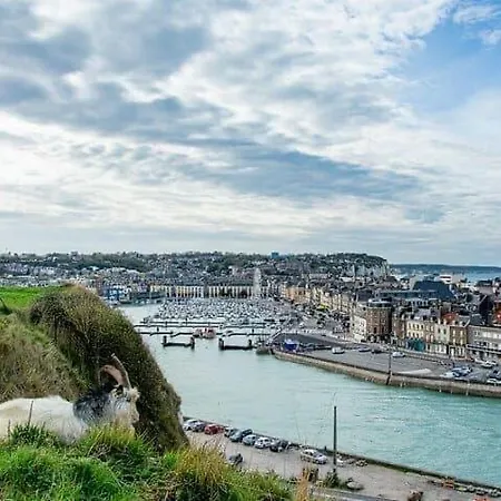 Le Rendez-vous Du Pecheur 4 A 6 Pers Holiday home Dieppe